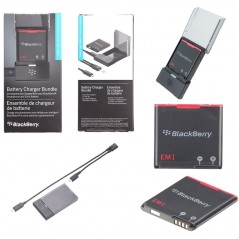 Foto di BlackBerry Bundle Dock + Batteria EM1 per Curve 9370/9360/9350 - BlackBerry